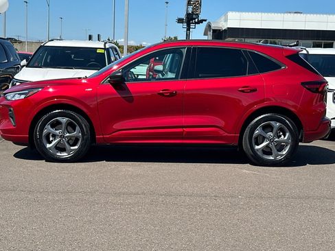 Used 2023 Ford Escape ST-Line w/ Tech Pack #1 AWD/4WD image 7