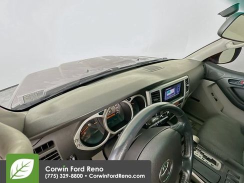 Used 2005 Toyota 4Runner Sport AWD/4WD image 9