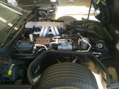 Used 1989 Chevrolet Corvette Convertible image 34