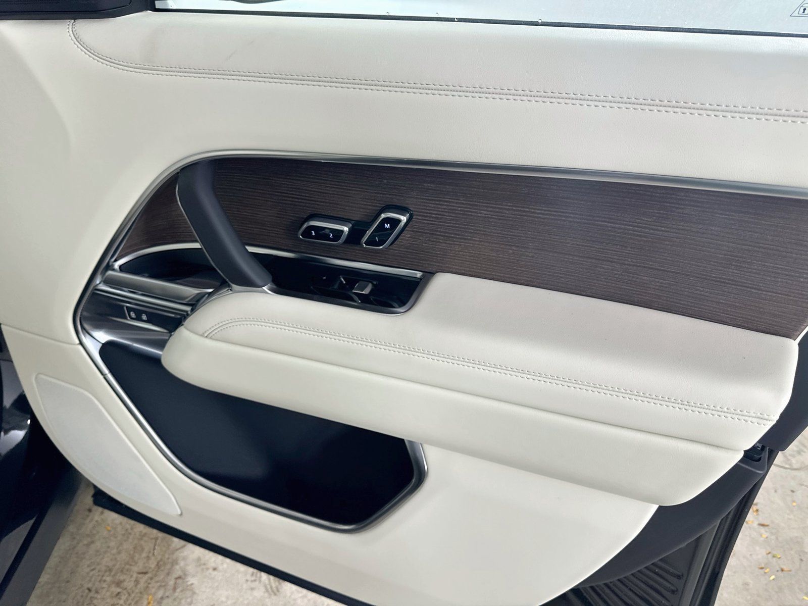 New 2027 Land Rover Range Rover SE AWD/4WD image 42