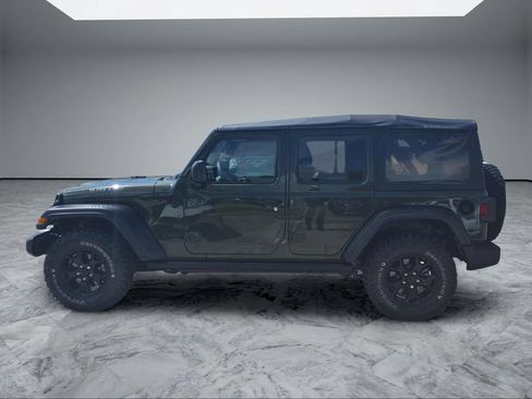 Used 2021 Jeep Wrangler Unlimited Sport AWD/4WD image 4