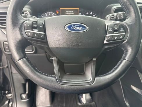 Used 2020 Ford Explorer XLT w/ Equipment Group 202A image 20