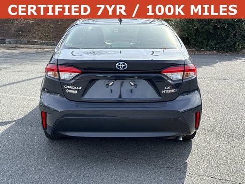 Used 2024 Toyota Corolla LE image 3