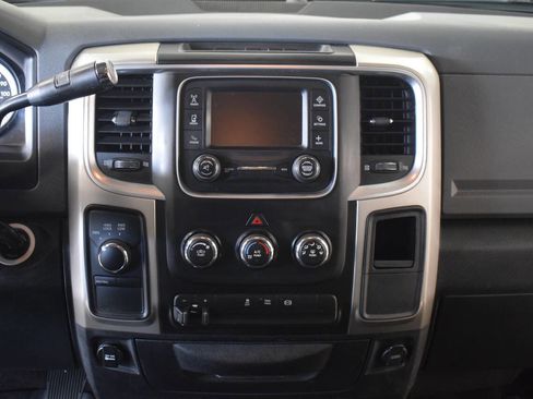 Used 2017 RAM 2500 SLT image 41