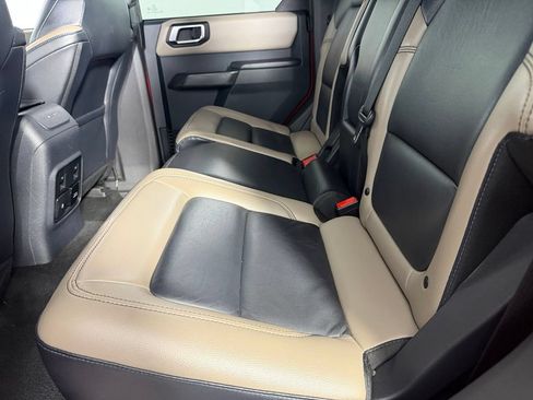 Used 2024 Ford Bronco Wildtrak AWD/4WD image 26