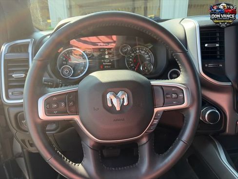 Used 2023 RAM 1500 Big Horn AWD/4WD image 14
