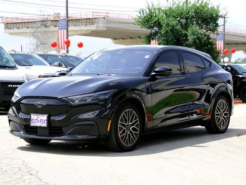 Used 2024 Ford Mustang Mach-E Premium AWD/4WD image 7