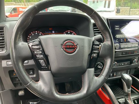 Used 2023 Nissan Frontier PRO-4X w/ Pro Convenience Package AWD/4WD image 31