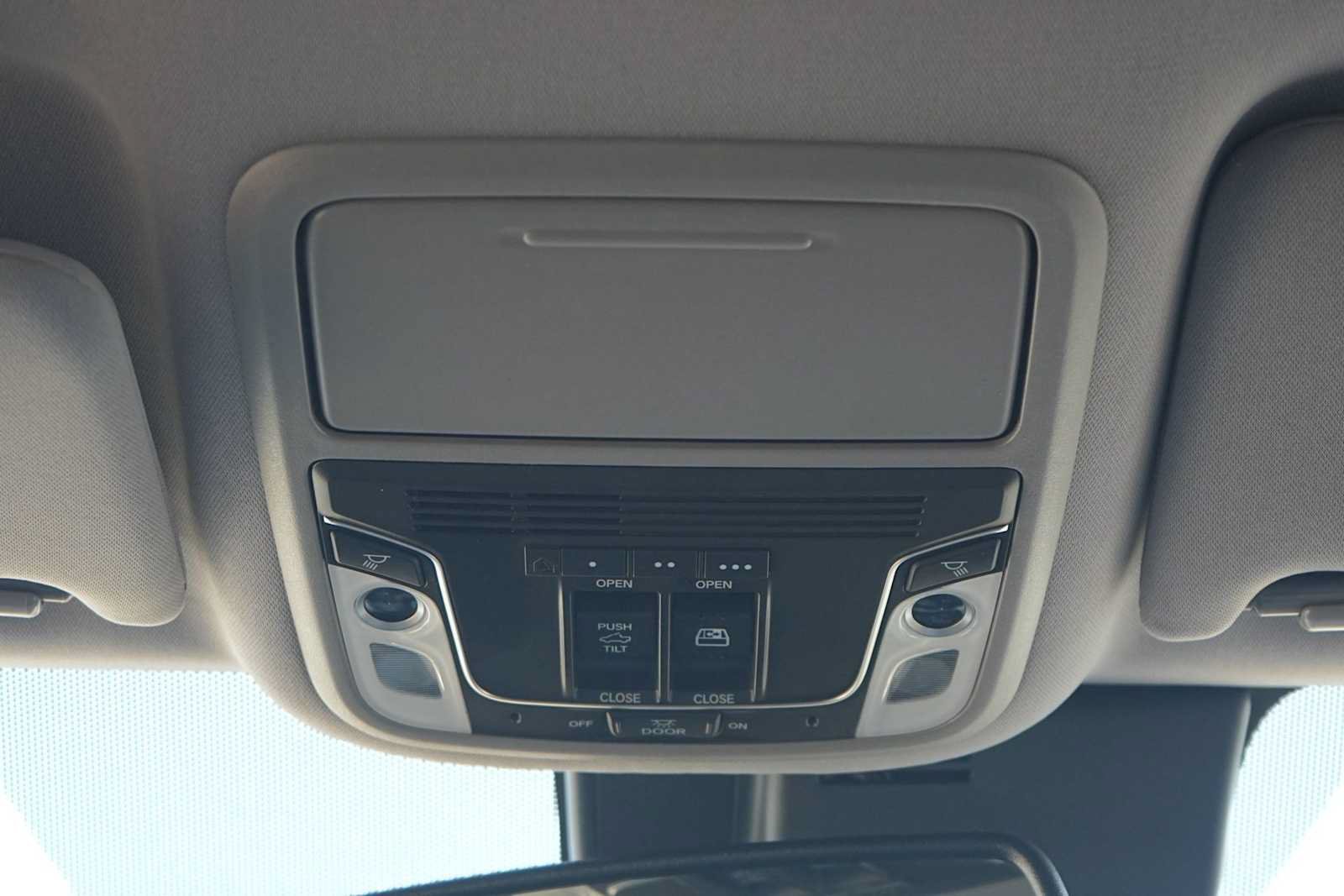 Used 2020 Honda Ridgeline RTL-E image 24
