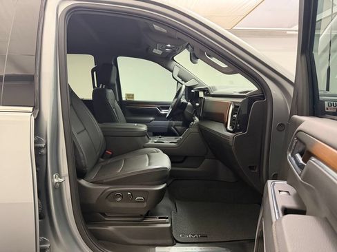 Used 2025 GMC Sierra 2500 Denali AWD/4WD image 23