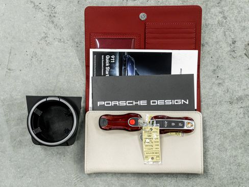 Used 2021 Porsche 911 Targa 4S Heritage Design image 19