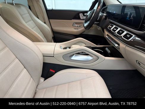 Certified 2020 Mercedes-Benz GLS 580 4MATIC image 31