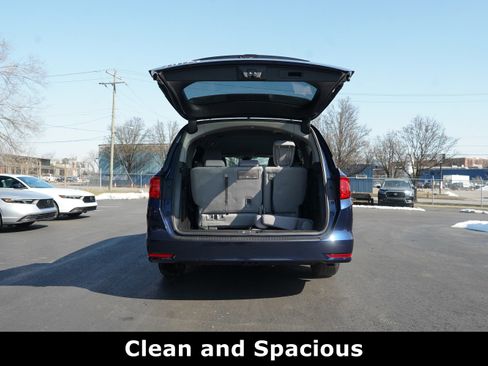 Used 2024 Honda Odyssey EX image 15