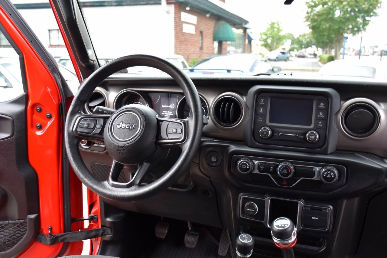 Used 2020 Jeep Wrangler Unlimited Sport AWD/4WD image 10