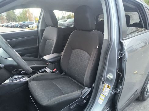 Used 2020 Mitsubishi Outlander Sport ES image 11