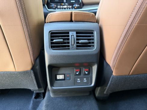 Used 2025 Nissan Rogue Platinum w/ Tech Package FWD image 35