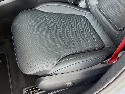 New 2026 Mercedes-Benz GLC 43 AMG 4MATIC Coupe image 21