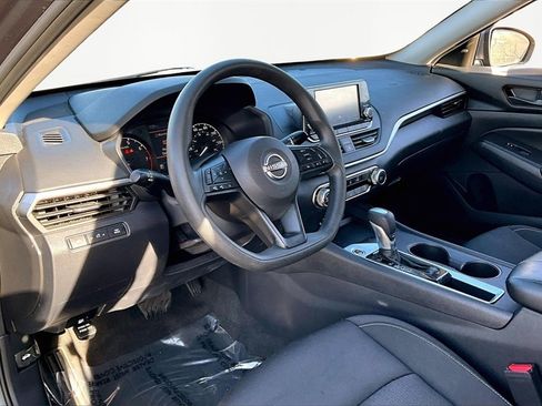 Used 2023 Nissan Altima 2.5 S image 14