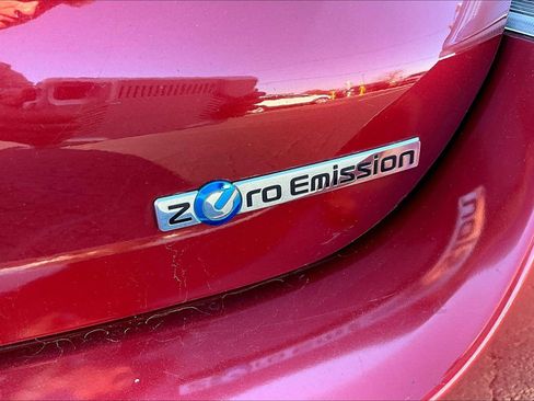 Used 2015 Nissan Leaf S w/ Charge Package image 6