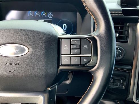 Used 2023 Ford Expedition Platinum AWD/4WD image 25