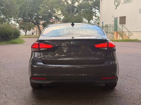 Used 2018 Kia Forte LX FWD image 6