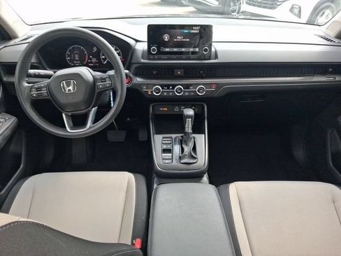 Used 2024 Honda CR-V EX image 7
