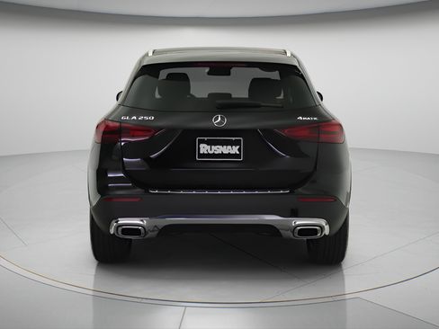 Certified 2026 Mercedes-Benz GLA 250 4MATIC image 5