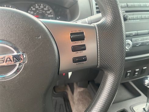 Used 2012 Nissan Frontier SV w/ SV Premium Utility Pkg image 23