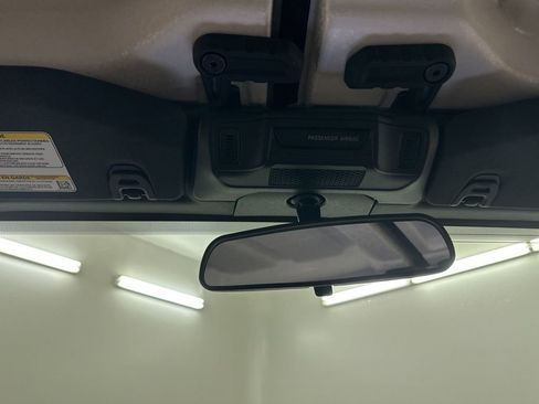 Used 2025 Jeep Gladiator Sport image 46