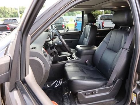 Used 2012 Chevrolet Tahoe LT w/ Luxury Package AWD/4WD image 10