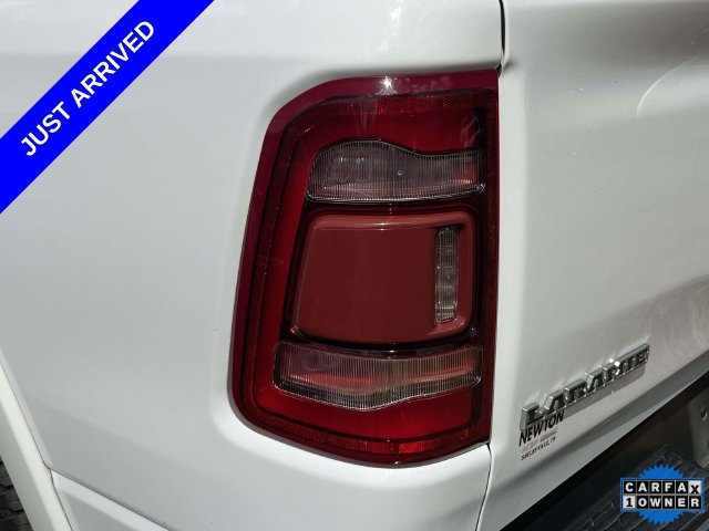 Used 2022 RAM 1500 Laramie AWD/4WD image 9