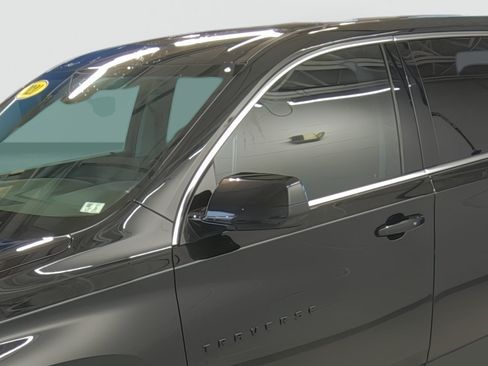 Used 2020 Chevrolet Traverse LS w/ LPO, Floor Liner Package FWD image 8