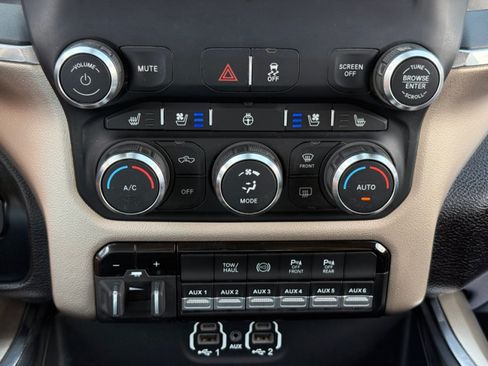 Used 2022 RAM 2500 Laramie AWD/4WD image 16