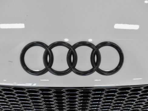 Used 2012 Audi R8 V10 AWD/4WD image 12