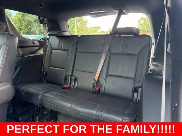 Used 2021 Chevrolet Tahoe RST w/ Luxury Package RWD image 16