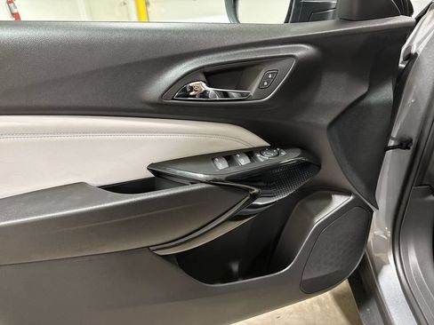 New 2026 Chevrolet Trax LT w/ LT Convenience Package FWD image 20