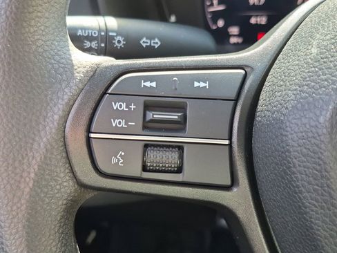 Used 2023 Honda Accord LX image 17