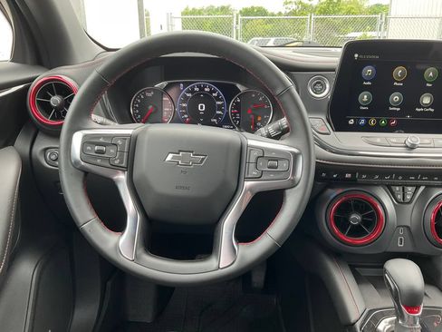 Used 2025 Chevrolet Blazer RS w/ Enhanced Convenience Package AWD/4WD image 4
