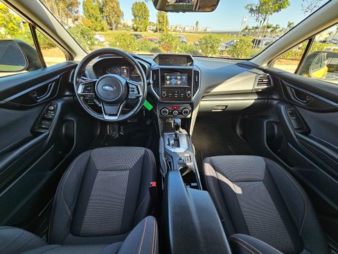 Used 2021 Subaru Crosstrek 2.0i Premium image 19