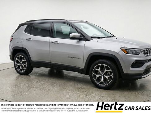 Used 2025 Jeep Compass Limited image 1