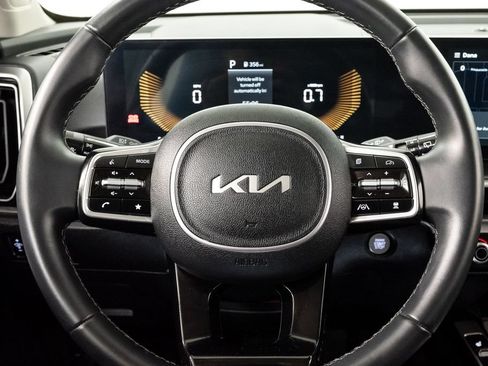 Used 2024 Kia Sorento S w/ Panoramic Sunroof Package FWD image 14