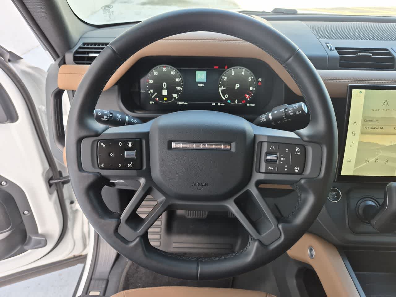 Used 2026 Land Rover Defender 130 X-Dynamic SE AWD/4WD image 23