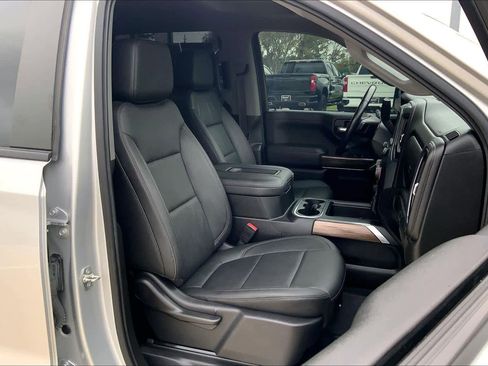 Certified 2022 Chevrolet Silverado 1500 LT Trail Boss w/ Convenience Package II image 8