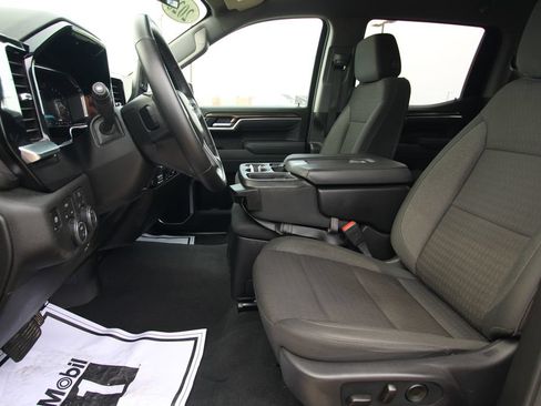 Used 2026 Chevrolet Silverado 1500 RST AWD/4WD image 6