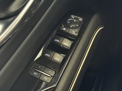 Used 2021 Cadillac Escalade Sport w/ Driver Assist Tech Package image 40