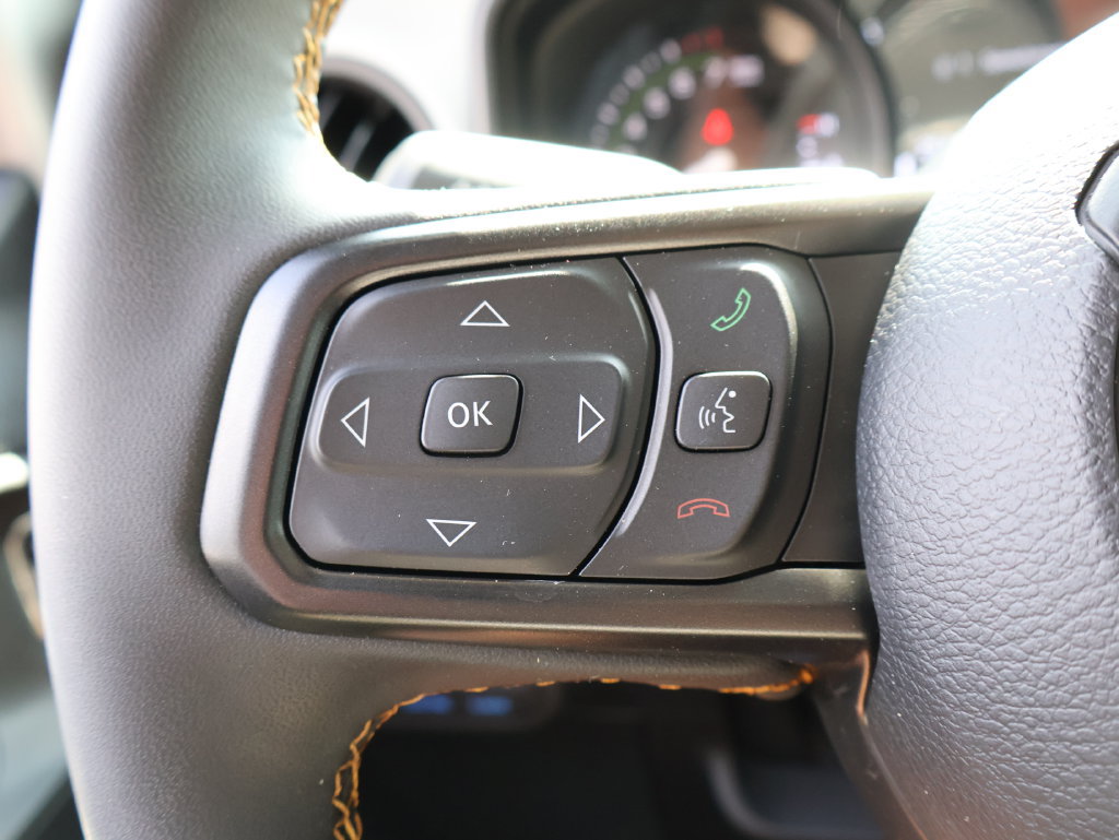 Used 2024 Jeep Wrangler Unlimited AWD/4WD image 24