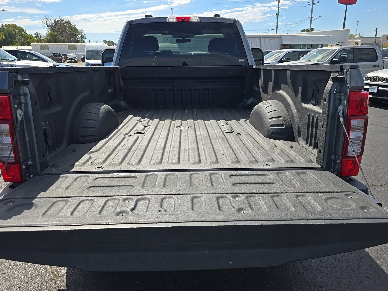 Used 2022 Ford F350 XLT w/ XLT Value Package AWD/4WD image 53