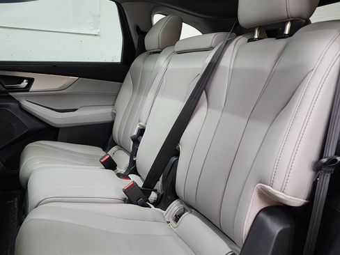 Certified 2024 Acura MDX SH-AWD w/ Technology Package image 18