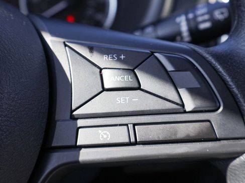 Certified 2025 Nissan Kicks Play S image 13