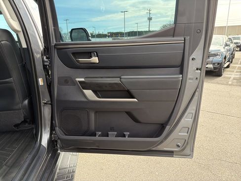 Used 2023 Toyota Tundra Limited image 19